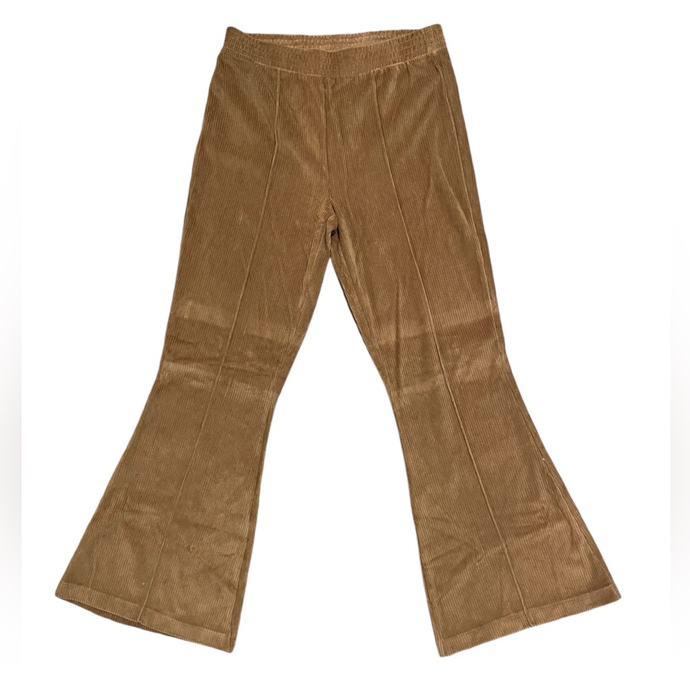 Women’s brown Aerie pants. Ribbed. Medium short.